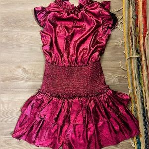 BEAUTIFUL pink fun dress!! Super cute with golden goose!